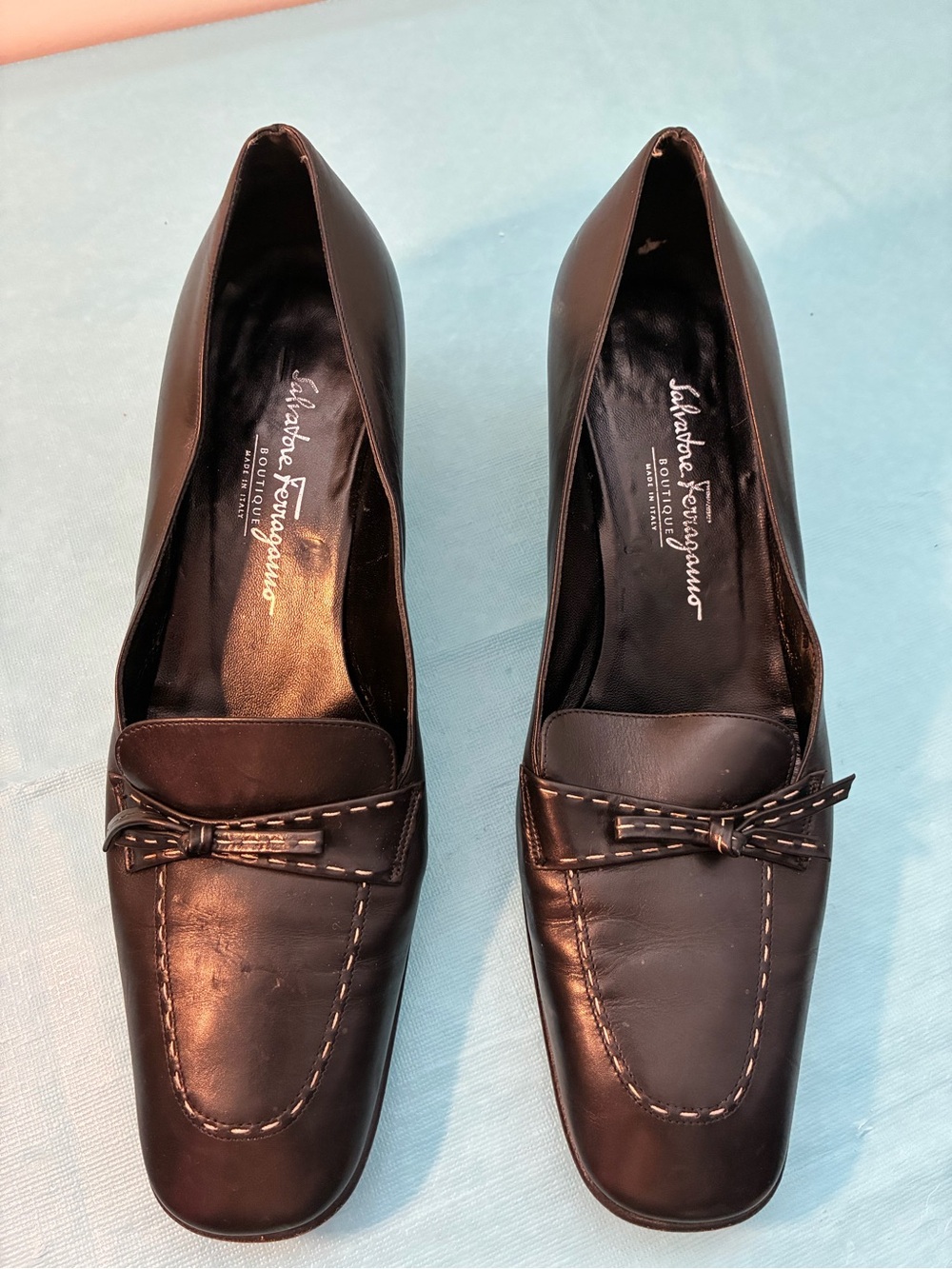 Salvatore Ferragamo Black Leather Bow-Trim Low Heel Loafers Size 9.5B